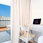 Waterfront Lux, 2 Bed Studio, Parking By Tilo
