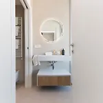 Waterfront Lux, 2 Bed Studio, Parking By Tilo