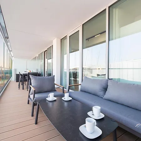 Apartment Waterfront Lux, 2 Bed Studio, Parking By Tilo