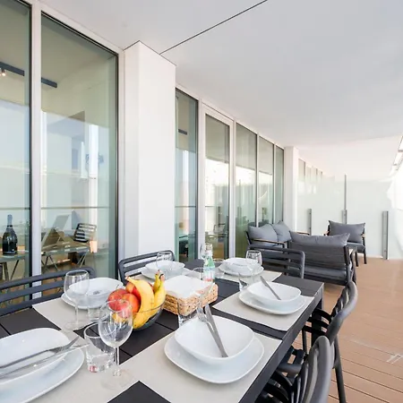 Waterfront Lux, 2 Bed Studio, Parking By Tilo Lejlighed