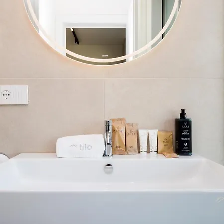 Lejlighed Waterfront Lux, 2 Bed Studio, Parking By Tilo Genova