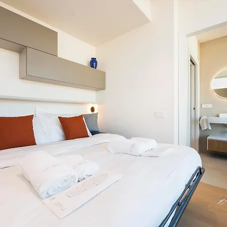 Lejlighed Waterfront Lux, 2 Bed Studio, Parking By Tilo *